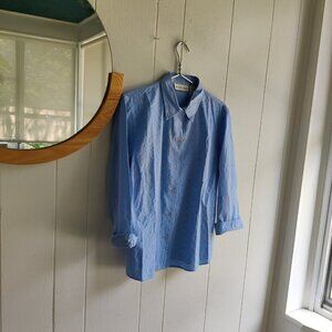Victoria Jones Vintage Lt Blue Cotton Eyelet Shirt.Turned up long sleeve cuff.